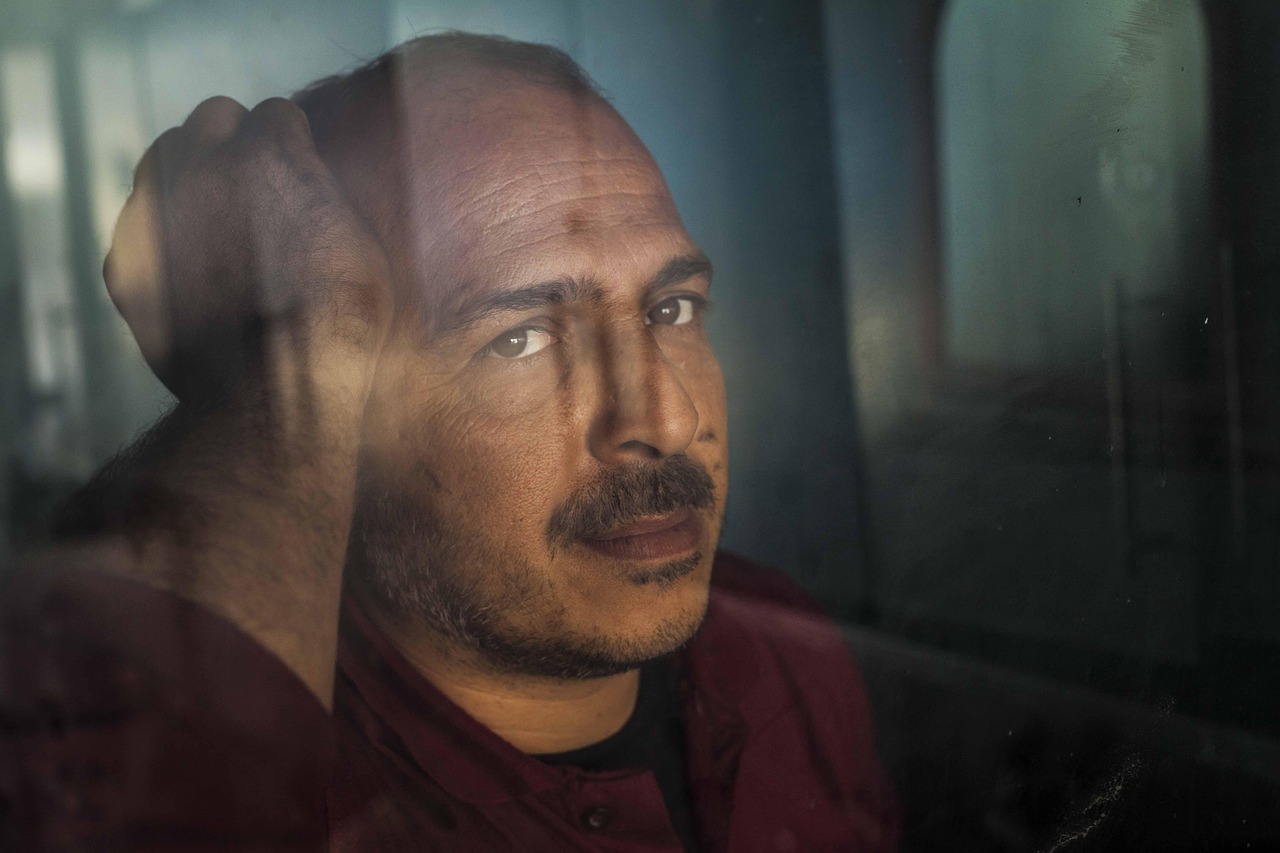 ミドル転職でキャリアアップを目指す際の退職と金銭的不安を解消する方法は？